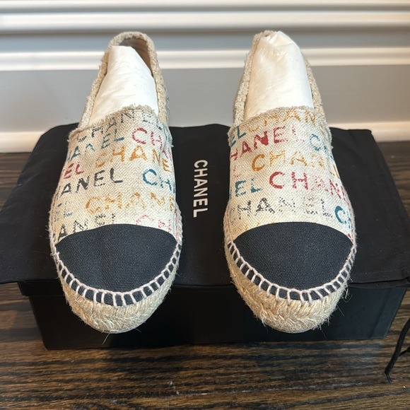 Chanel Espradrilles Pri Toile/Toile Size 40. Worn Once Excellent Condition - Picture 3 of 4